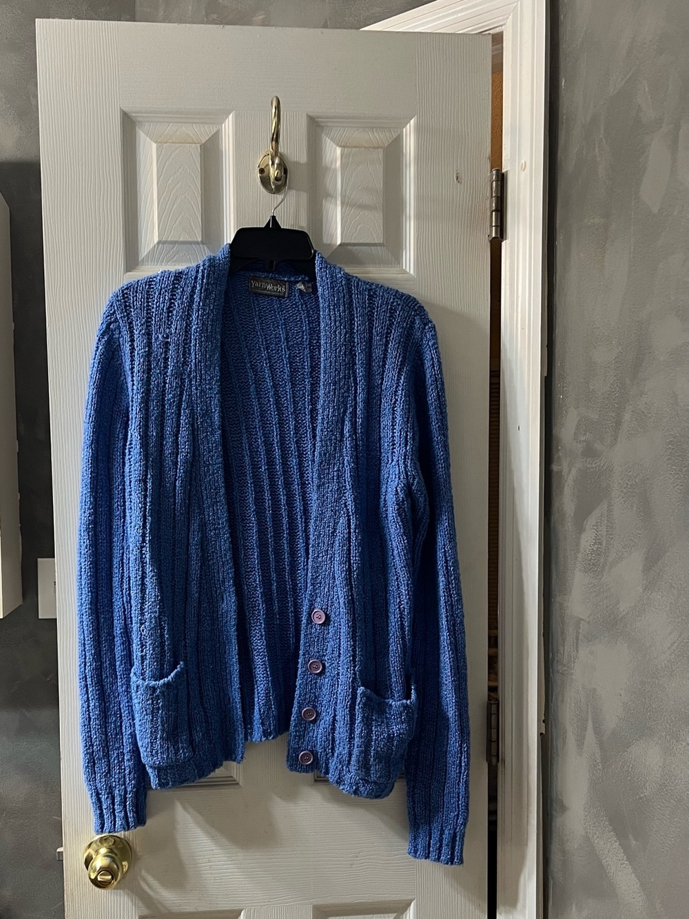 Vintage YarnWorks Blue Ribbed Knit Cardigan Sweater M Chunky Button Front Pocket